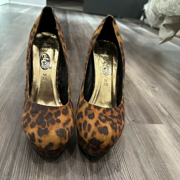 Rue21 Brown Leopard Print Heels - Picture 2 of 4